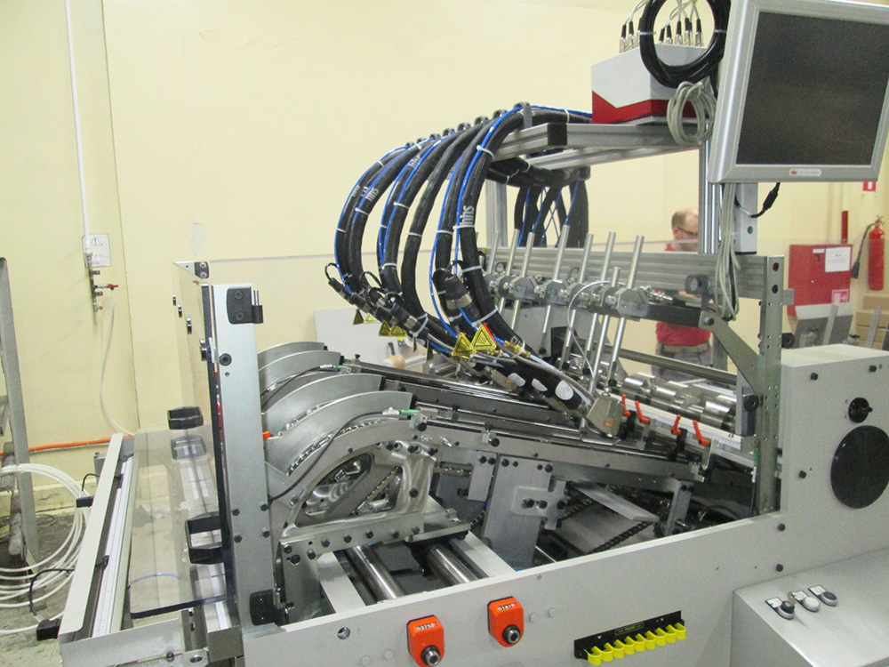 Машины для производства ланч-боксов Gietz HTF в «Готэк-Принт»